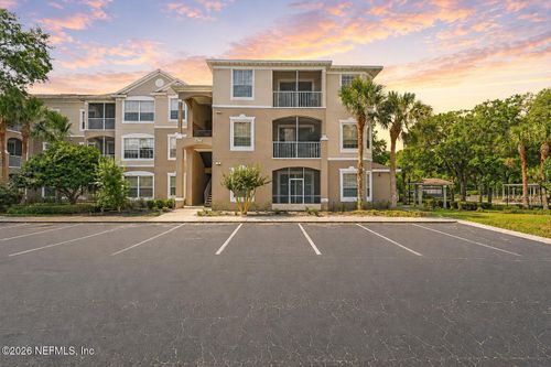 303-10550 Baymeadows Rd, Jacksonville, FL, 32256-4518 | Card Image