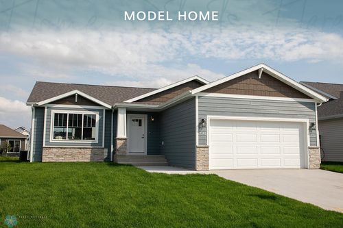 7342 29th St S, Fargo, ND, 58104-2509 | Card Image