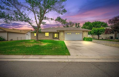 555 Shoshone St, Grand Junction, CO, 81504-4375 | Card Image