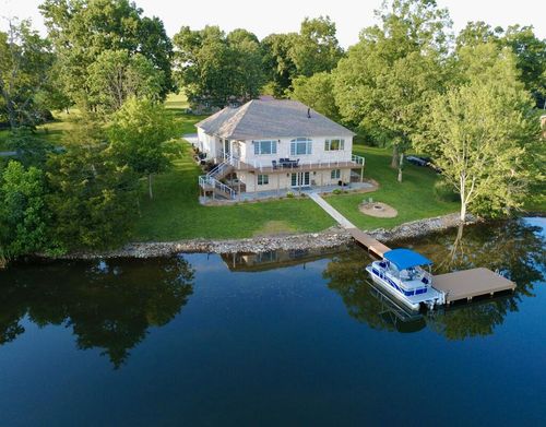 1018 Idlewild Dr, Sparta, TN, 38583-3119 | Card Image
