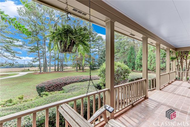 398 Collier Church Rd, House other with 4 bedrooms, 3 bathrooms and 4 parking in Comer GA | Image 4