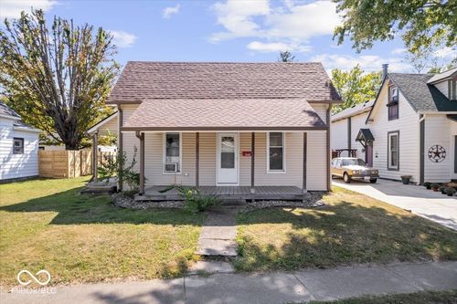 409 W Wiley St, Greenwood, IN, 46142-3558 | Card Image