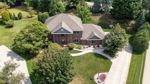 18840 Saratoga Ct, BROOKFIELD, WI, 53045-5101 | Card Image