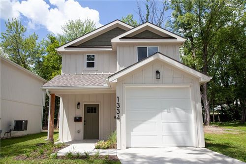 1334 S Pope Ave, Independence, MO, 64055-1570 | Card Image