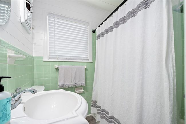 332 S Chiltipin St, House other with 2 bedrooms, 1 bathrooms and null parking in Sinton TX | Image 16