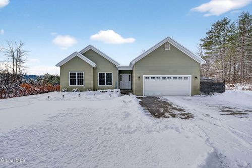 295 Woodstone Cir, Duanesburg, NY, 12056-2406 | Card Image