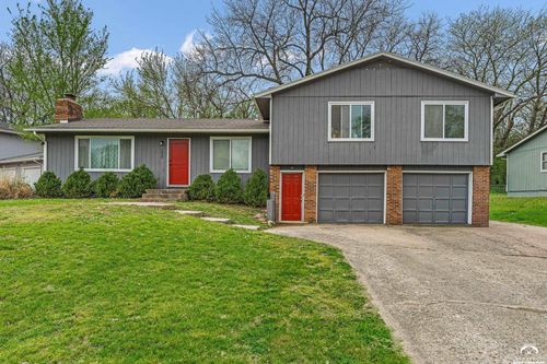 1027 Jana Dr, Lawrence, KS, 66049-3014 | Card Image