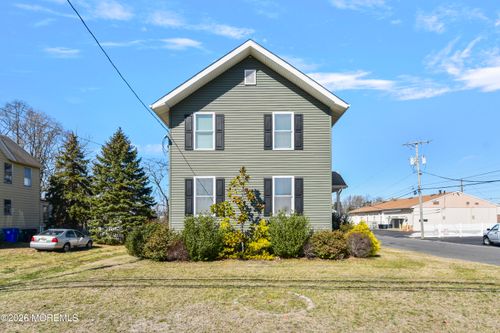 108 Morris Ave, Belford, NJ, 07718-1573 | Card Image