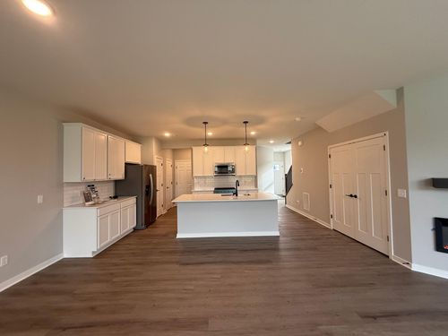 14995 Avondale Vw, Rosemount, MN, 55068-5587 | Card Image