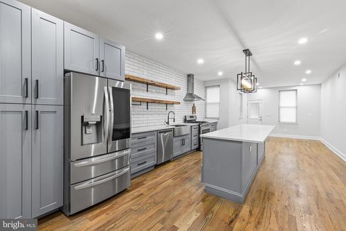 3113 W Montgomery Ave, PHILADELPHIA, PA, 19121-2527 | Card Image