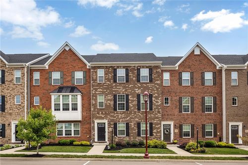 222 Amon St, Cranberry Twp, PA, 16066-2420 | Card Image