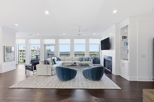 361 Cooper River Dr, Mount Pleasant, SC, 29464-1815 | Card Image