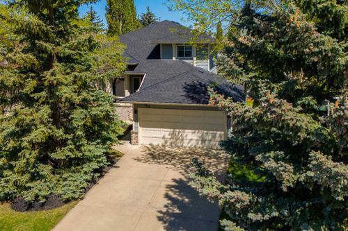 {{alt}} | Card Image