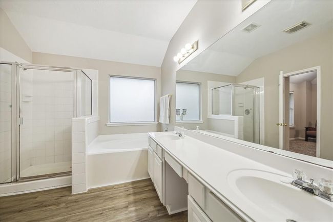 1304 Pine Forest Dr, House other with 4 bedrooms, 3 bathrooms and 3 parking in Pearland TX | Image 22