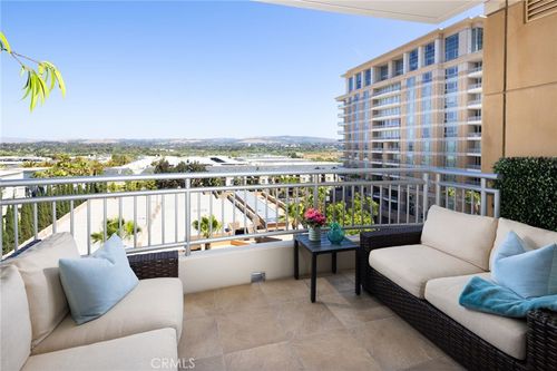 5085 Scholarship, Irvine, CA, 92612-5682 | Card Image