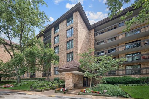 404-1671 Mission Hills Rd, Northbrook, IL, 60062-5735 | Card Image