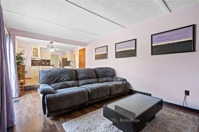 7096 Brian Cres, House other with 4 bedrooms, 4 bathrooms and 3 parking in Niagara Falls ON | Image 22