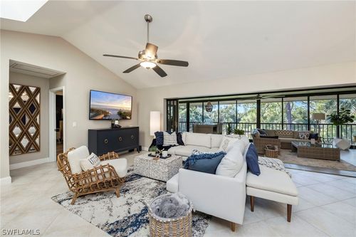 unit-302-752 Eagle Creek Dr, NAPLES, FL, 34113-8010 | Card Image