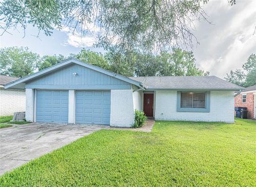 16619 Barcelona Dr, Friendswood, TX, 77546-4123 | Card Image