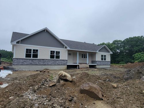 5-10-1 North River Road, Epping, NH, 03042 | Card Image