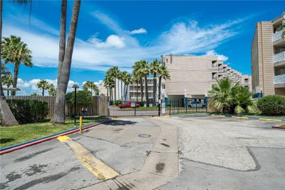 2237 - 3938 Surfside Boulevard, Condo with 1 bedrooms, 1 bathrooms and null parking in Corpus Christi TX | Image 1