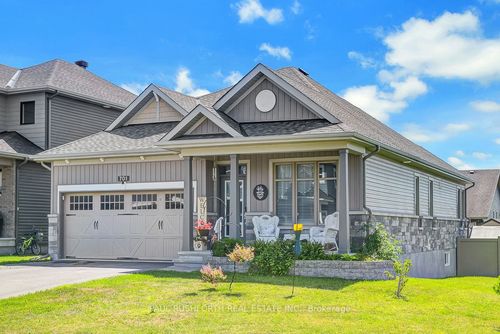 701 Du Rivage St, Rockland, ON, K4K0K1 | Card Image