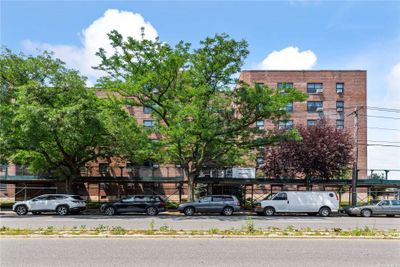 5G - 73-50 Bell Boulevard, Home with 1 bedrooms, 1 bathrooms and null parking in Oakland Gardens NY | Image 1