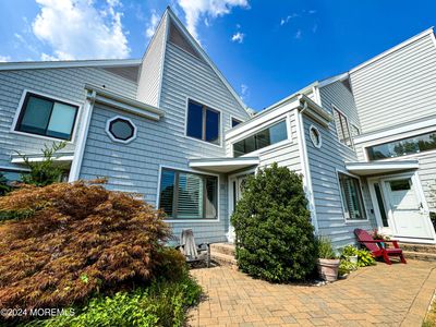 18 - 9 Bridgewaters Drive, Condo with 2 bedrooms, 2 bathrooms and null parking in Oceanport NJ | Image 1