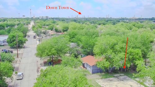 743 Sewanee St, San Antonio, TX, 78210-3338 | Card Image