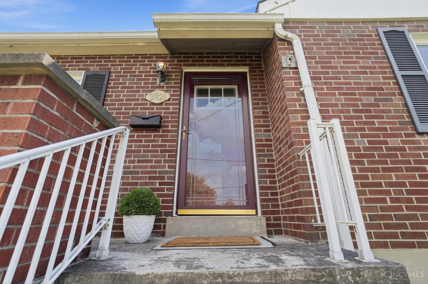 Residential in Deer Park 3