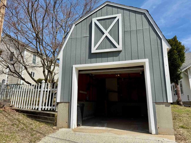 2238 Elm St, House other with 3 bedrooms, 2 bathrooms and null parking in Manchester NH | Image 5