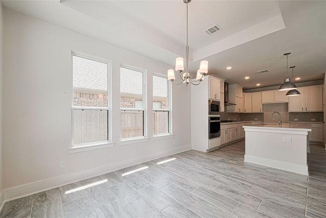 23649 Silver Palm Trl, House other with 4 bedrooms, 4 bathrooms and 2 parking in New Caney TX | Image 11
