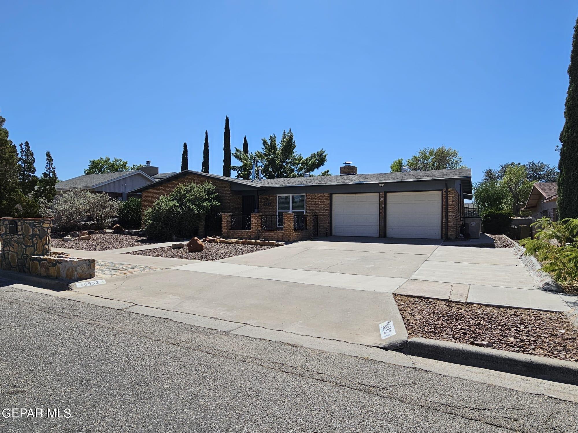 Orizaba Ave, El Paso, TX 79912