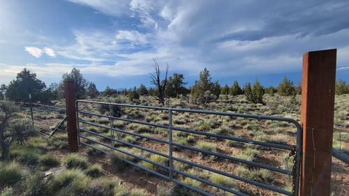 1925 Se Birch Ln, Prineville, OR, 97754 | Card Image
