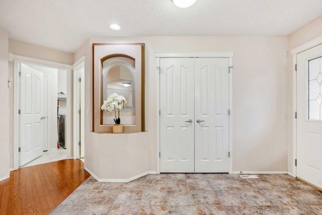 226 Everwillow Close Sw, House other with 5 bedrooms, 4 bathrooms and 4 parking in Calgary AB | Image 19