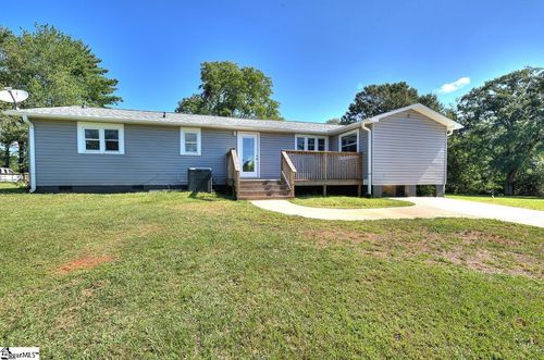 250 Kirkland Ave, Landrum, SC, 29356-1147 | Card Image