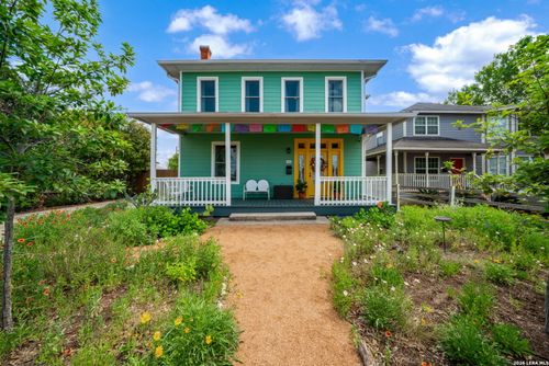 426 Rigsby Ave, San Antonio, TX, 78210-3056 | Card Image