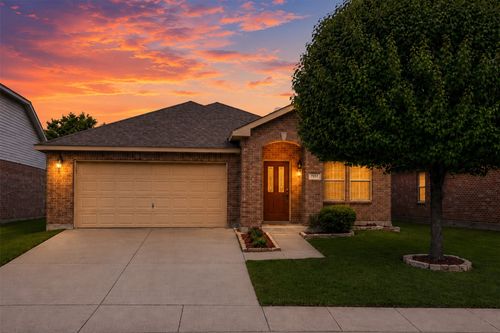 7652 Sienna Ridge Ln, Fort Worth, TX, 76131-5120 | Card Image