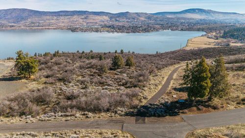 6101 Rustler Peak Way, Klamath Falls, OR, 97601-8743 | Card Image
