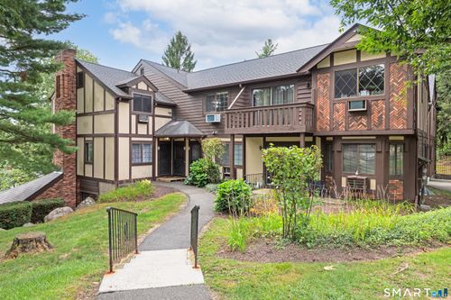 7-7 Falmouth Ct, Brookfield, CT, 06804-2709 | Card Image