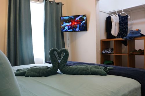 apt-b-107 Martin Ln, Cedar Creek, TX, 78612-4341 | Card Image