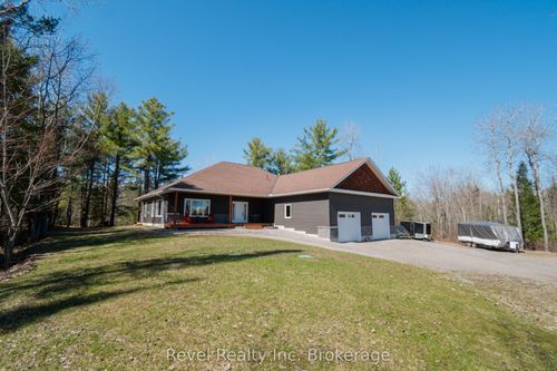 54 Fay Rd, Corbeil, ON, P0H1K0 | Card Image