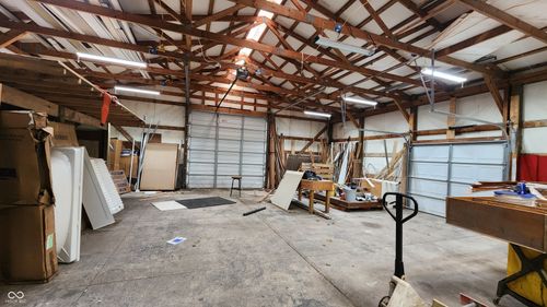 1629 W 18th St, Anderson, IN, 46016-3802 | Card Image