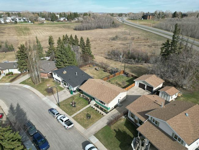 72 Fern Road, Home with 4 bedrooms, 2 bathrooms and 6 parking in Red Deer AB | Image 35