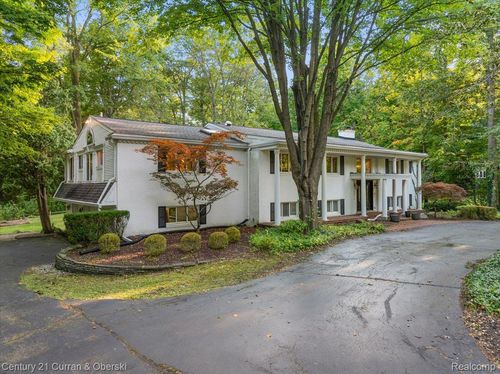 46777 Bettyhill, Plymouth, MI, 48170-3070 | Card Image