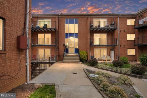 apt-27-3400 25th St S, ARLINGTON, VA, 22206-2447 | Card Image