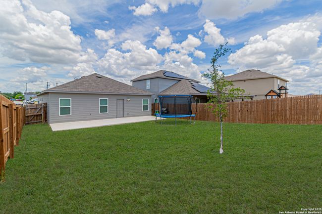 14651 Latigo Loop, House other with 4 bedrooms, 2 bathrooms and null parking in Elmendorf TX | Image 33