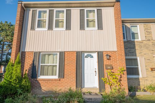 107-900 Central Park Dr, Brampton, ON, L6S3J6 | Card Image