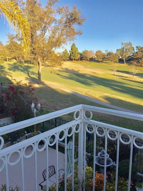 1418 Portofino Dr, Vista, CA, 92081 | Card Image