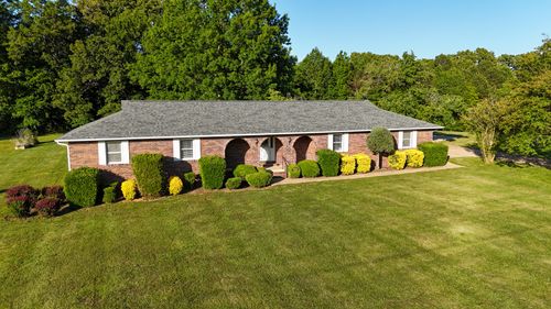 185 Savannah Dr, Buchanan, TN, 38222-5106 | Card Image